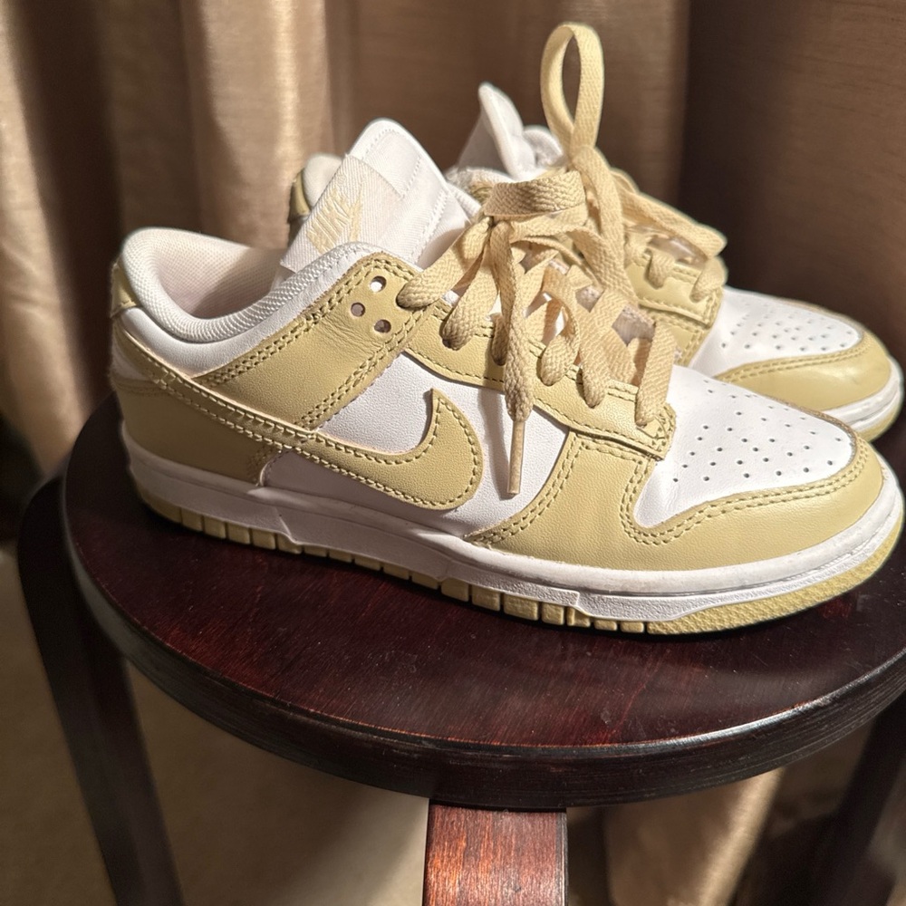 Nike Dunk Team Gold sz 3.5Y